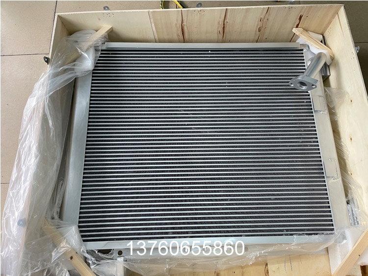 PC200-6液壓（yā）油散熱器